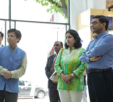 印度駐中國大使唐勇勝到訪艾揚格瑜伽學院參觀考察